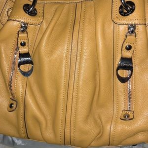 B Markowsky purse great condition, clean interior